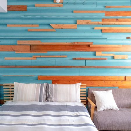 Re+Wood Guesthouse Тайнань Екстер'єр фото
